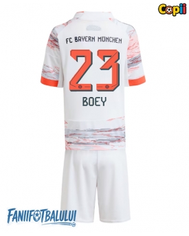 Bayern Munich Sacha Boey #23 Echipament de Fotbal Replică 2025-26 Copii Deplasare (+ Șorturi)